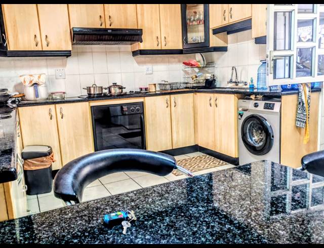 3 BEDROOM HOUSE FOR SALE IN HILLARY